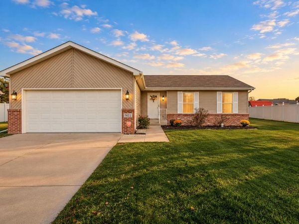 7422 Cedar Creek Circle , Portage, IN 46368