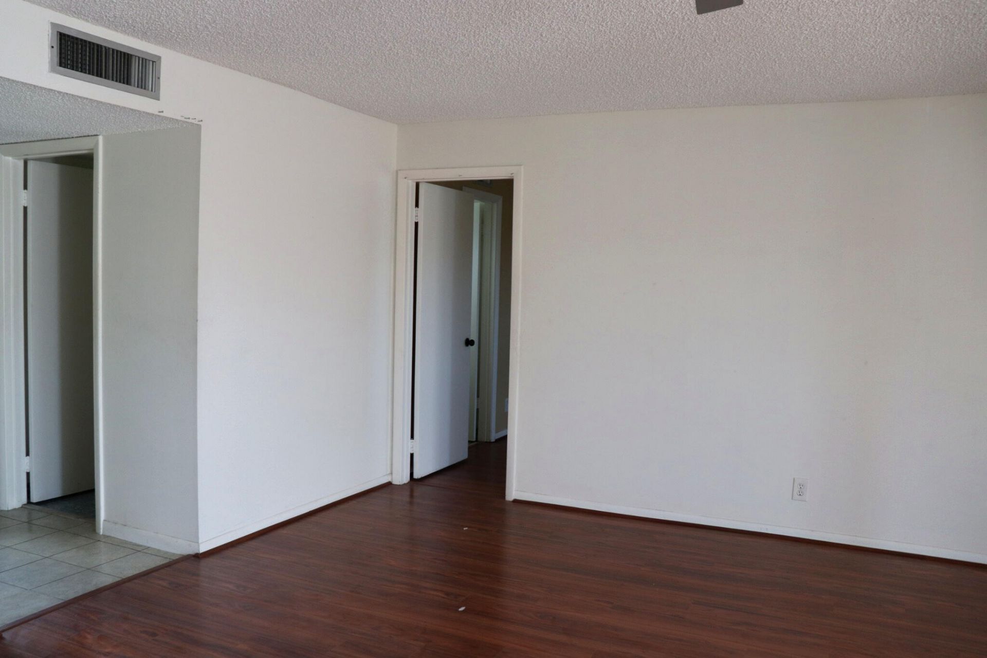 715 Lori Drive, Unit Apt 315, Palm Springs, FL 33461 Photo