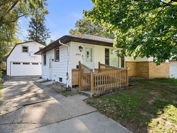 2740 Bennett Avenue, Des Moines, IA 50310