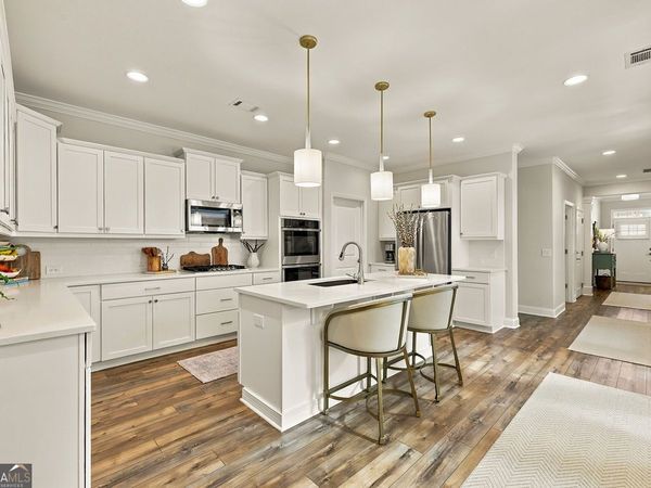 130 Owenby Commons, Woodstock, GA 30188