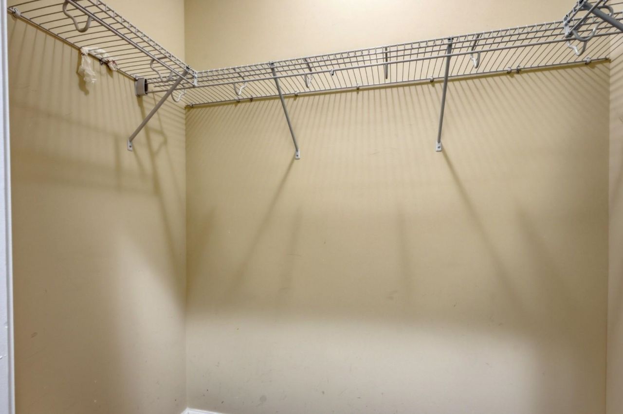 121 Orleans Ct. Photo 20