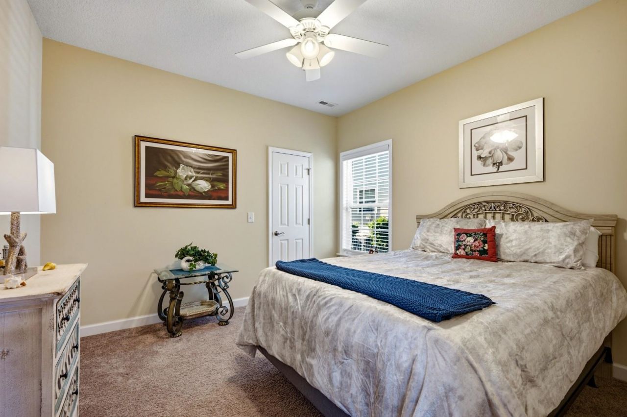 121 Orleans Ct. Photo 21