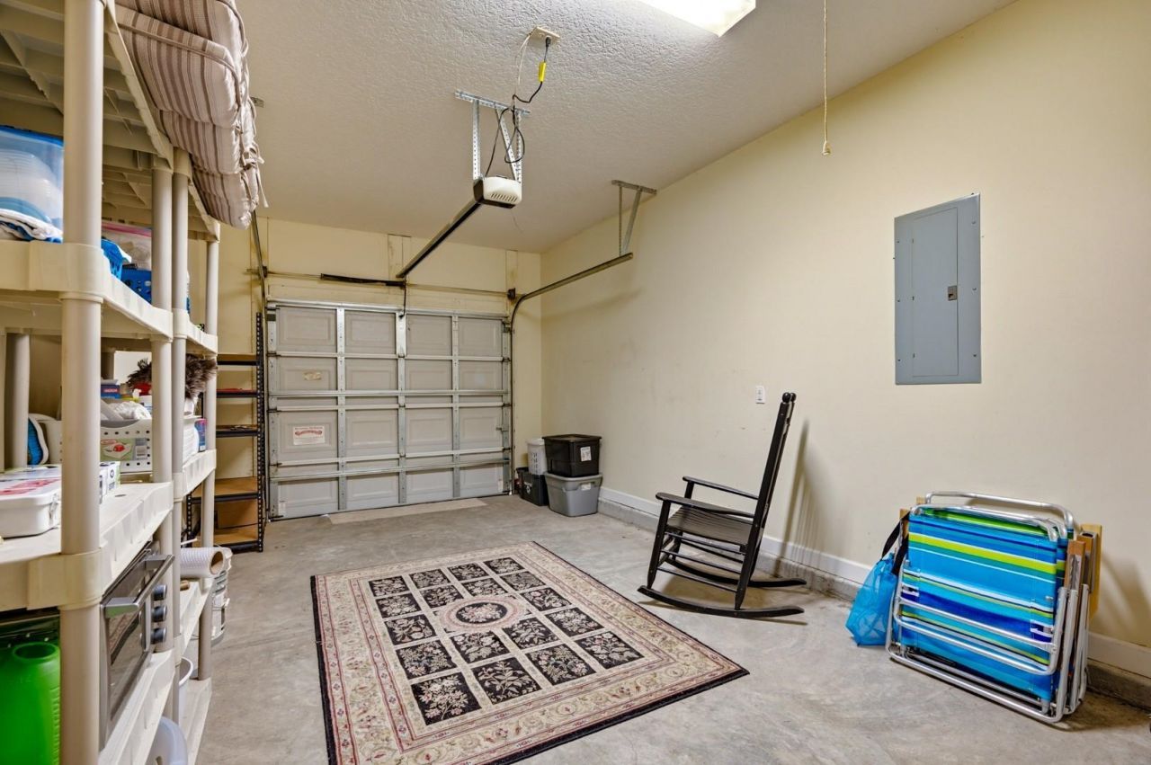 121 Orleans Ct. Photo 24