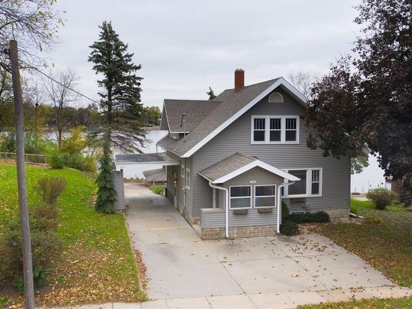 128 Sample Street, Nashua, IA 50658