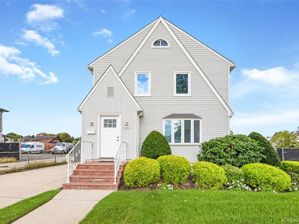 2069 Bellmore Avenue , North Bellmore, NY 11710