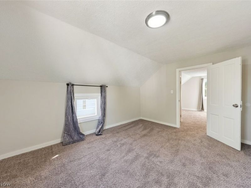 3623 Siam Avenue, Cleveland, OH 44113 Photo 32