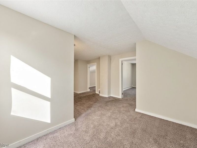 3623 Siam Avenue, Cleveland, OH 44113 Photo 33