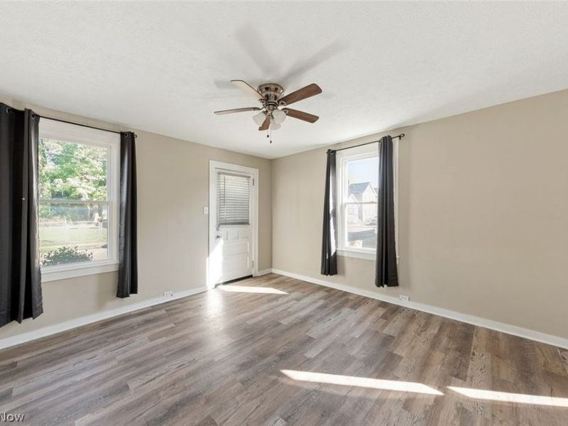 3623 Siam Avenue, Cleveland, OH 44113 Photo 7