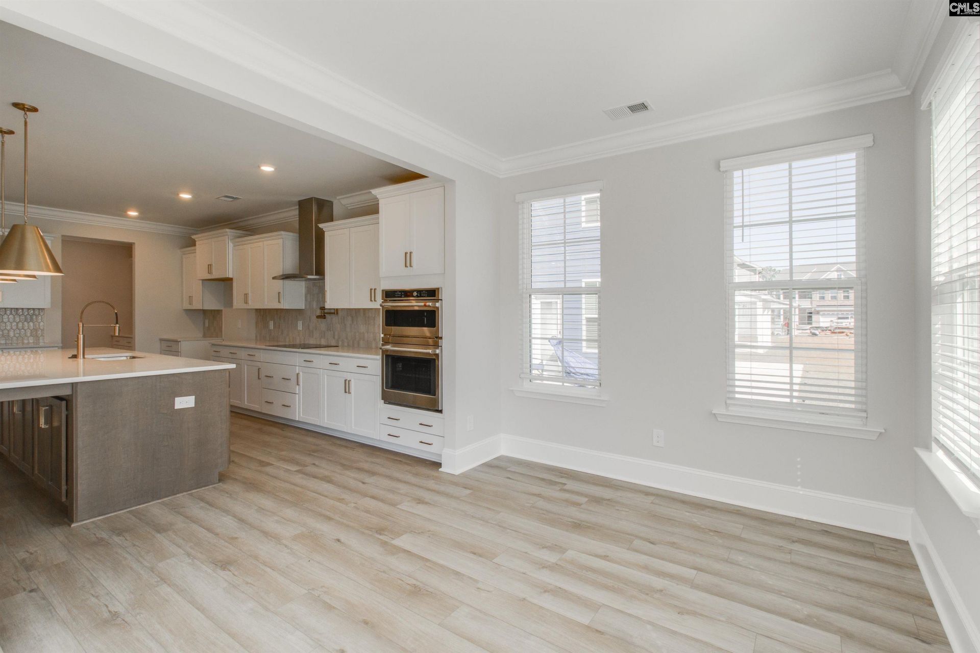 516 Dutton Way Photo 17