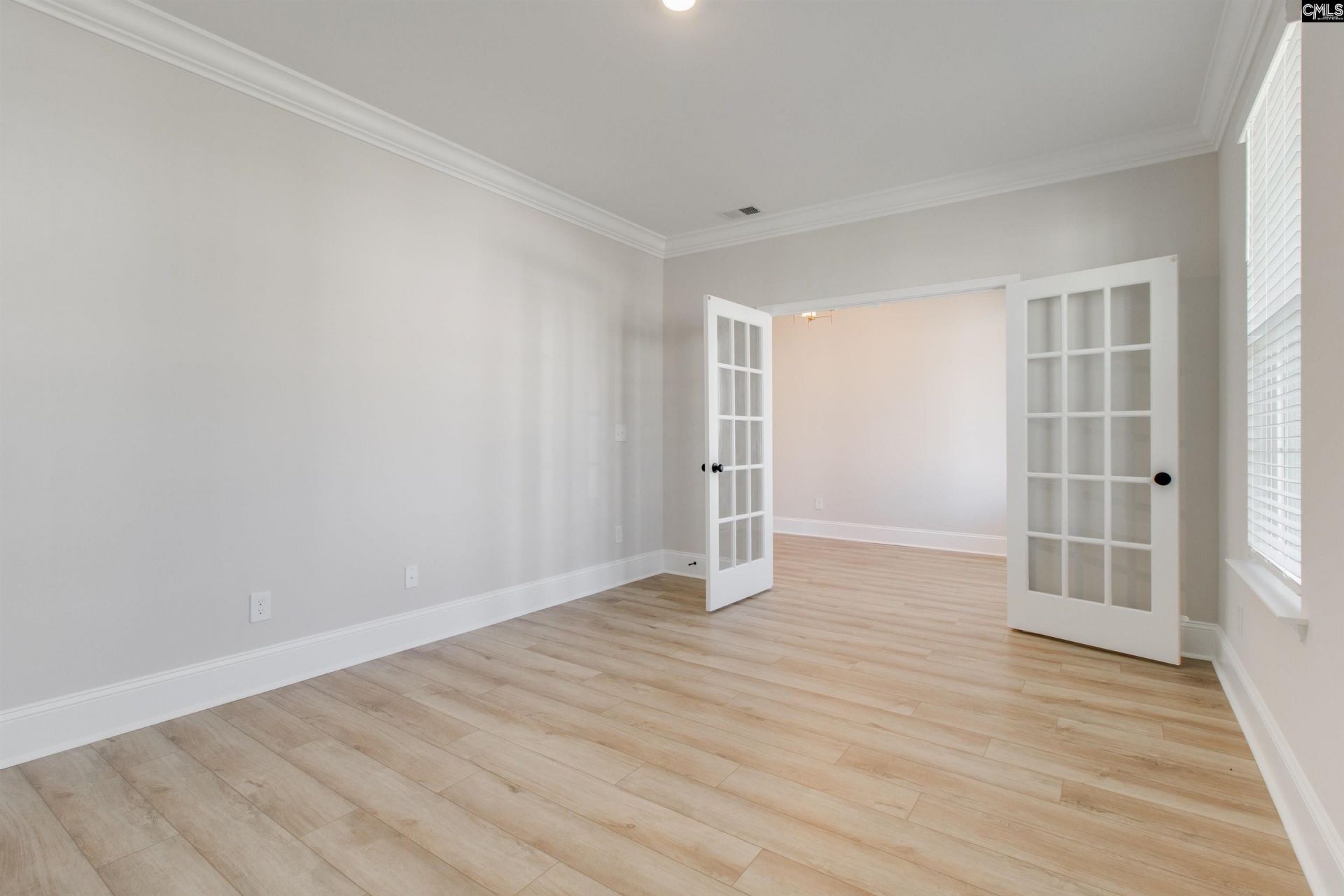516 Dutton Way Photo 4