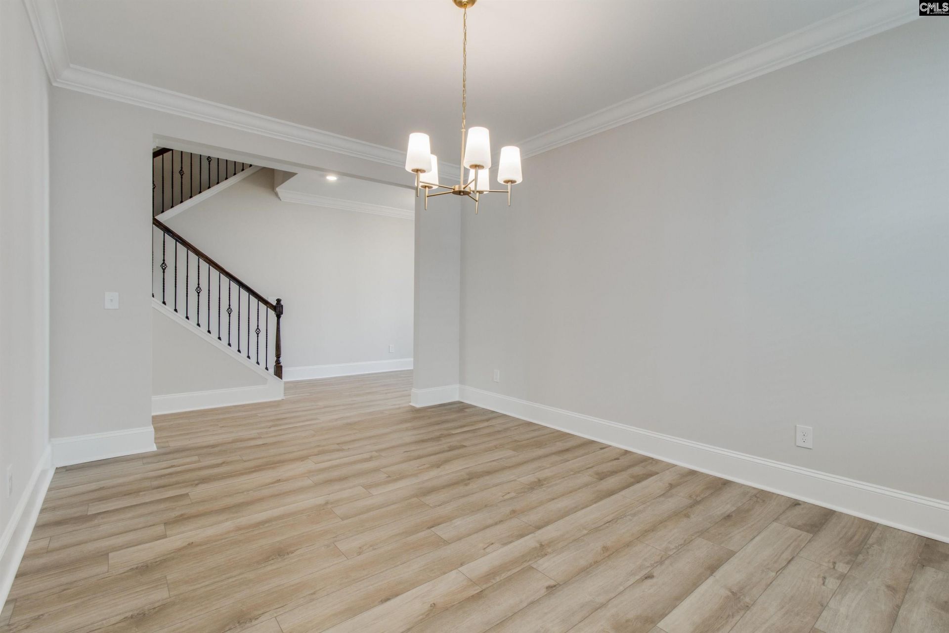 516 Dutton Way Photo 6