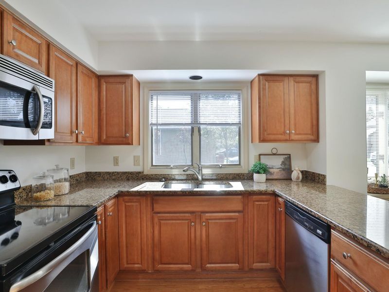 6466 Strathaven Court E, Unit 3D, Worthington, OH 43085 Photo 11