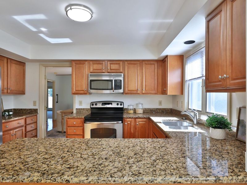 6466 Strathaven Court E, Unit 3D, Worthington, OH 43085 Photo 9