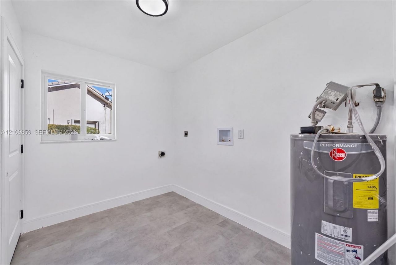 4401 NW 102nd Ter , Coral Springs, FL 33065 Photo