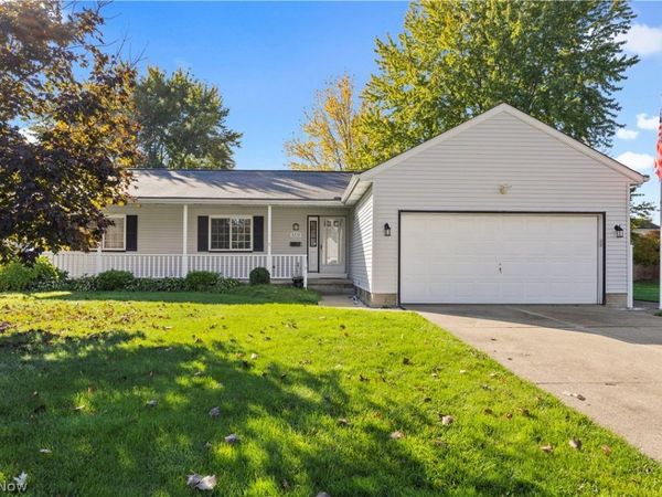 5230 Berkeley Drive , Sheffield, OH 44054
