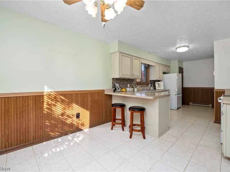 5230 Berkeley Drive, Sheffield, OH 44054 Photo 13