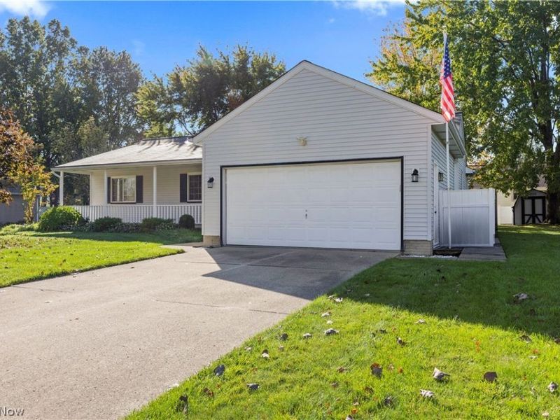 5230 Berkeley Drive, Sheffield, OH 44054 Photo 2