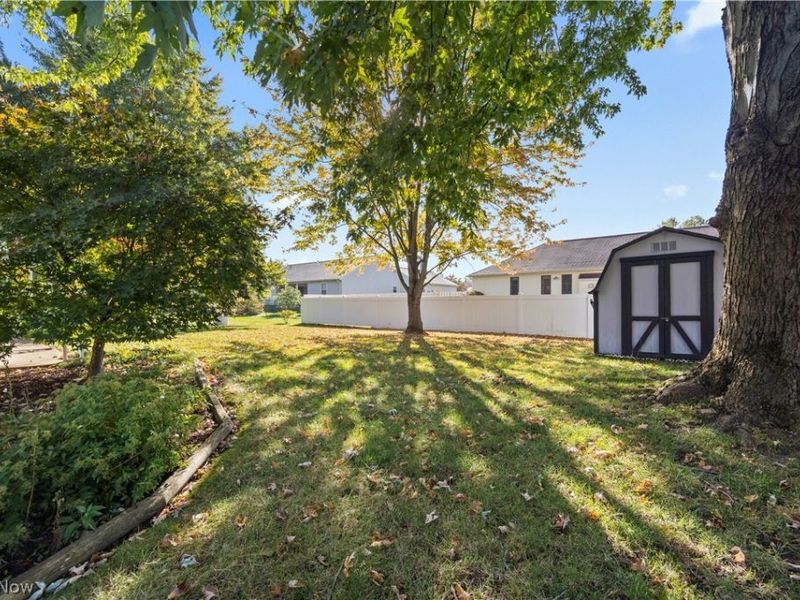 5230 Berkeley Drive, Sheffield, OH 44054 Photo 36