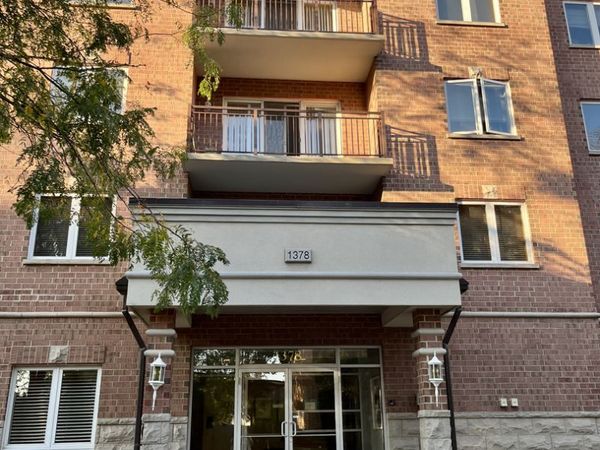 Unit 404, Des Plaines, IL 60016
