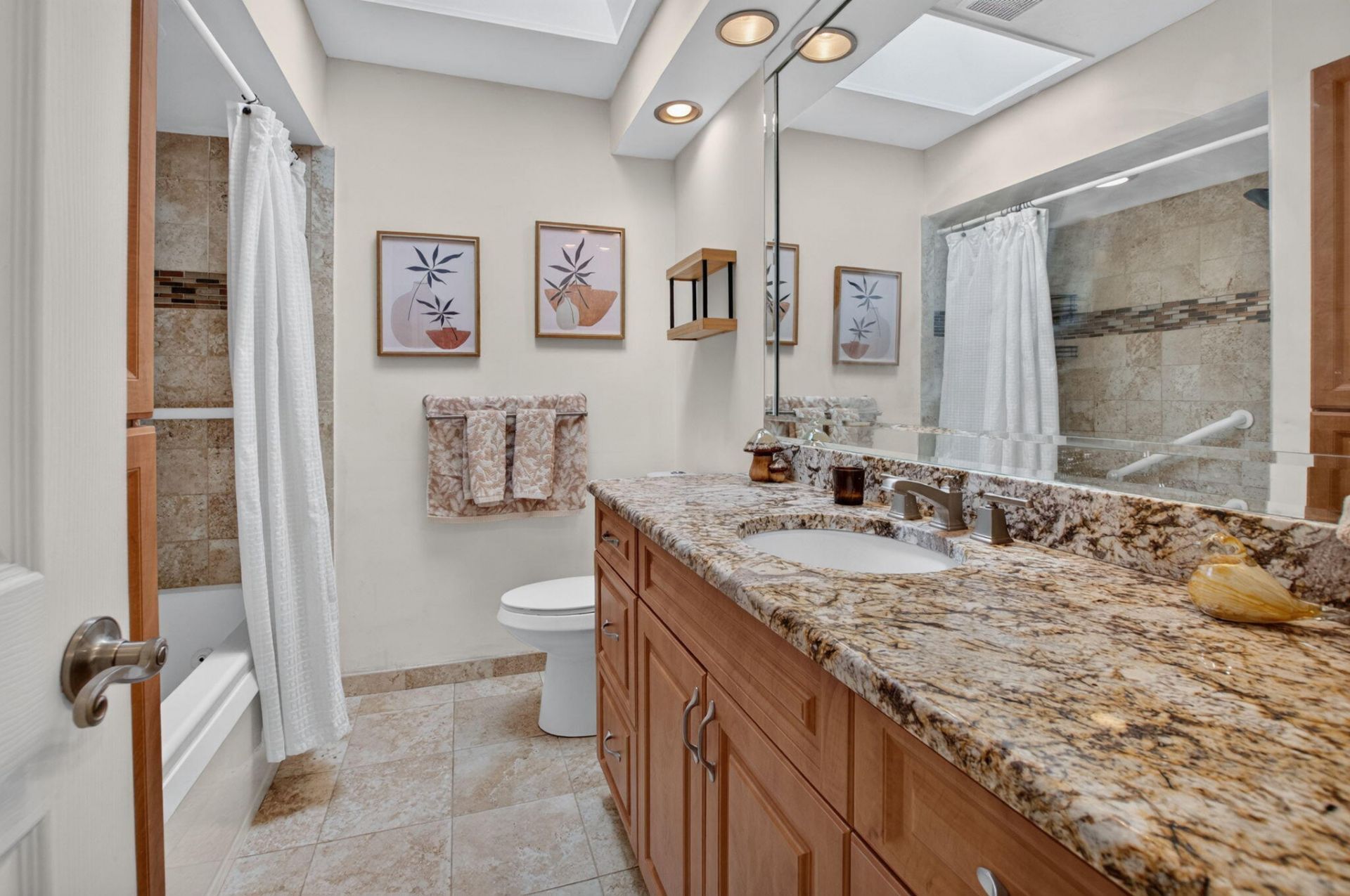 5537 Mirror Lakes Boulevard, Boynton Beach, FL 33472 Photo