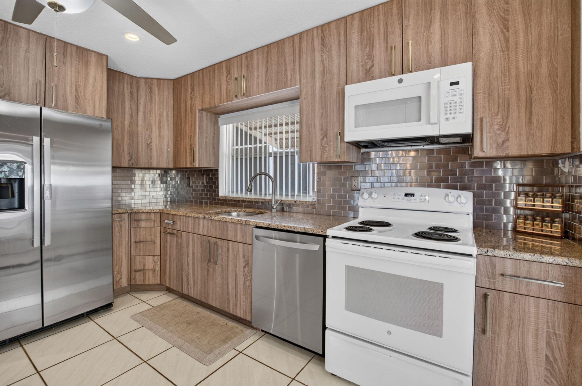 5537 Mirror Lakes Boulevard, Boynton Beach, FL 33472 Photo