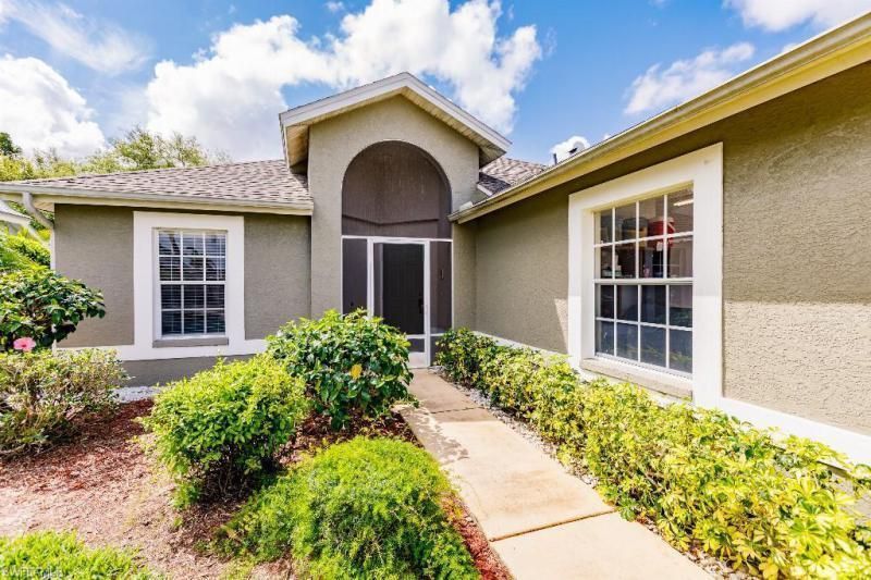 20907 Country Barn Drive, Estero, FL 33928 Photo