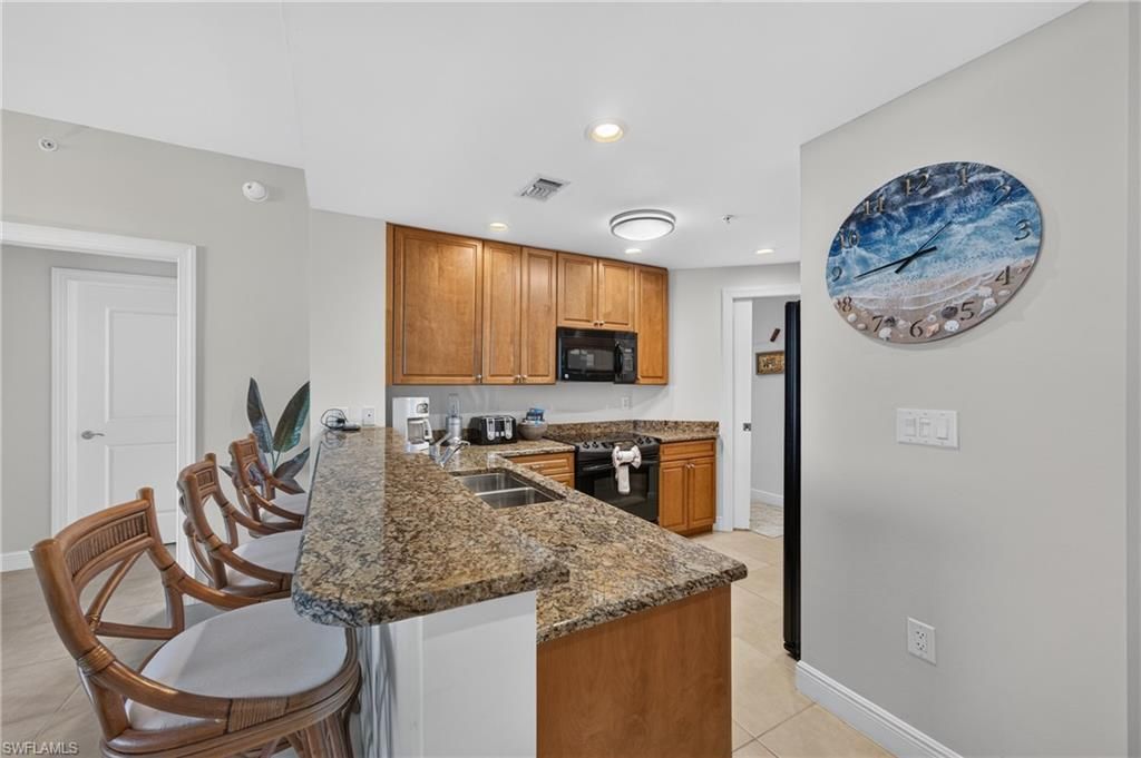 5781 Cape Harbour Dr , Unit 505, Cape Coral, FL 33914 Photo