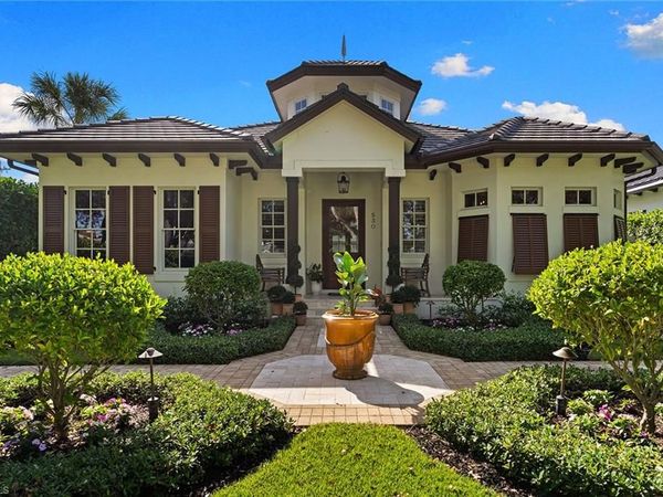 530 1st Ave N, NAPLES, FL 34102