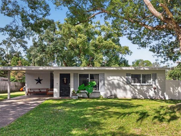 210 PEAK DRIVE, BROOKSVILLE, FL 34601