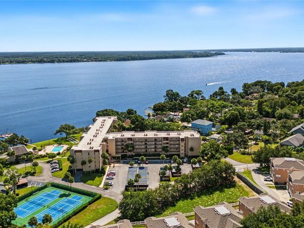90 S HIGHLAND AVENUE , Unit 1203, TARPON SPRINGS, FL 34689