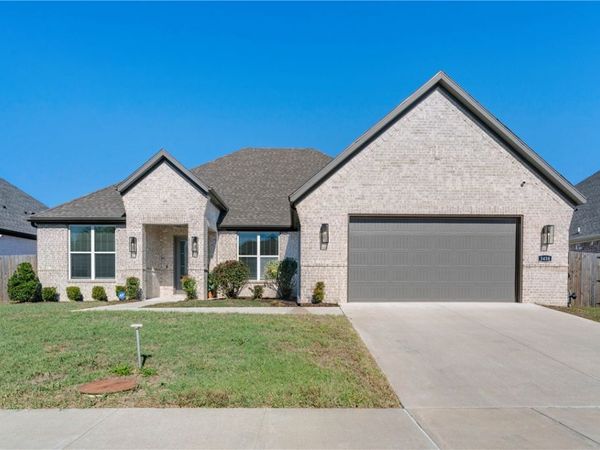 3438 E Greystone Drive , Fayetteville, AR 72764