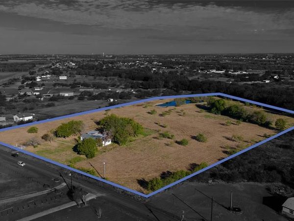 212 Old Wagon Road , Royse City, TX 75189