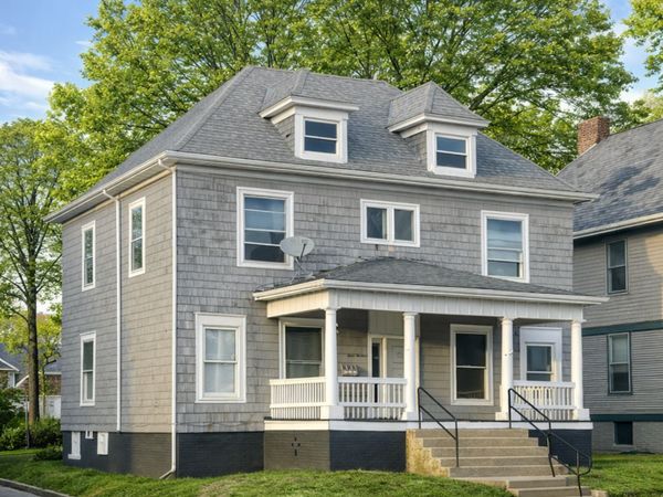 413 W Columbia Terrace , Peoria, IL 61606