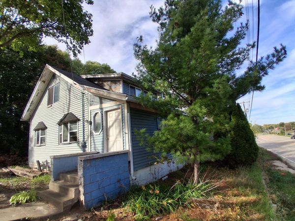 302 N Springfield Avenue , Rockford, IL 61101