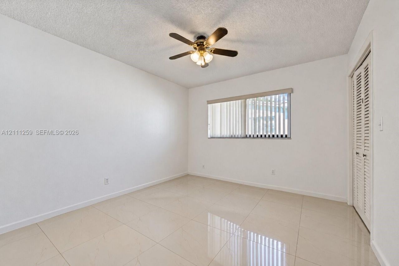 9270 Caribbean Blvd, Cutler Bay, FL 33157 Photo