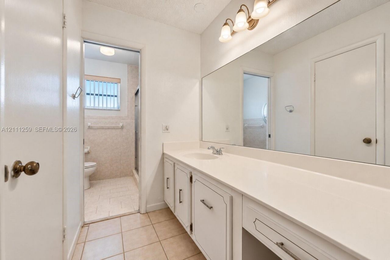 9270 Caribbean Blvd, Cutler Bay, FL 33157 Photo