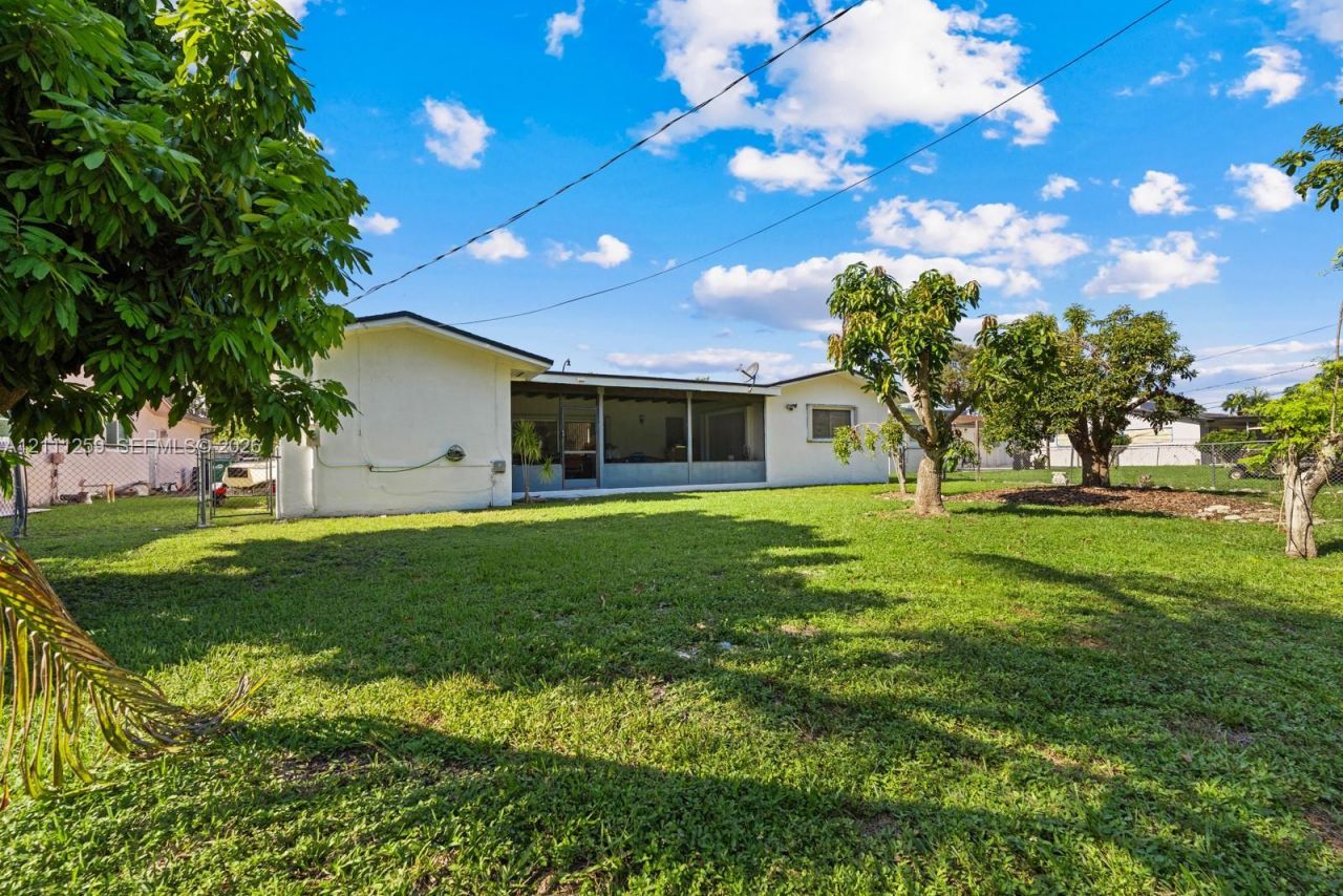 9270 Caribbean Blvd, Cutler Bay, FL 33157 Photo