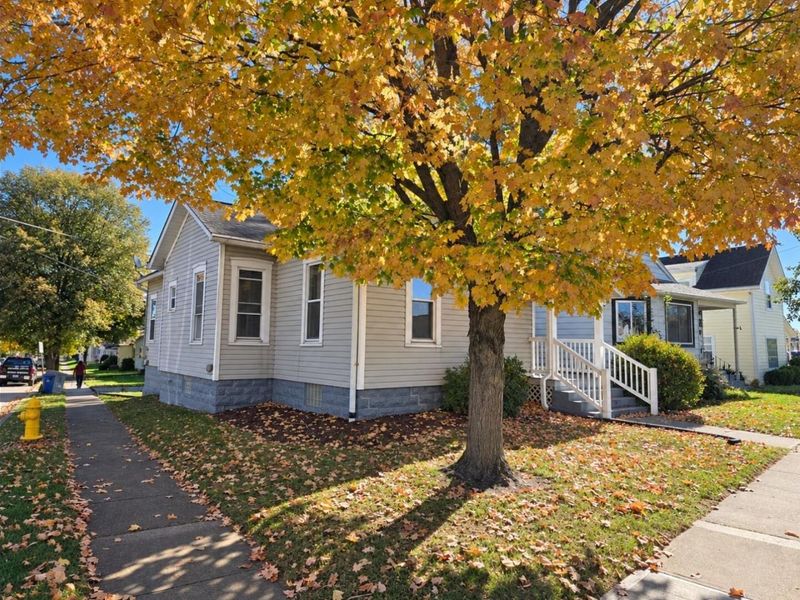 22 N Hyatt Street, Tipp City, OH 45371 Photo 2