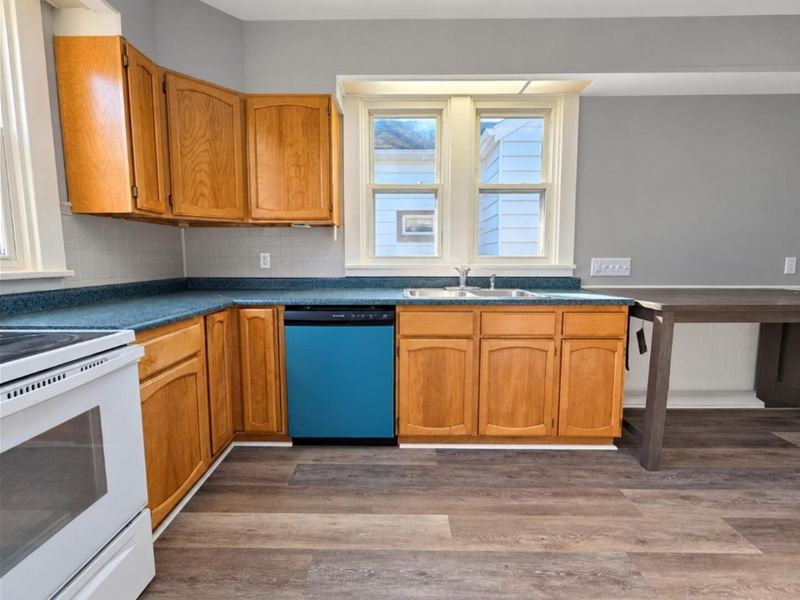 22 N Hyatt Street, Tipp City, OH 45371 Photo 4