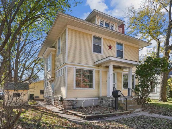 1150 Independence Avenue, Waterloo, IA 50703