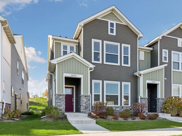 14524 Twin Lakes Circle , Burnsville, MN 55306