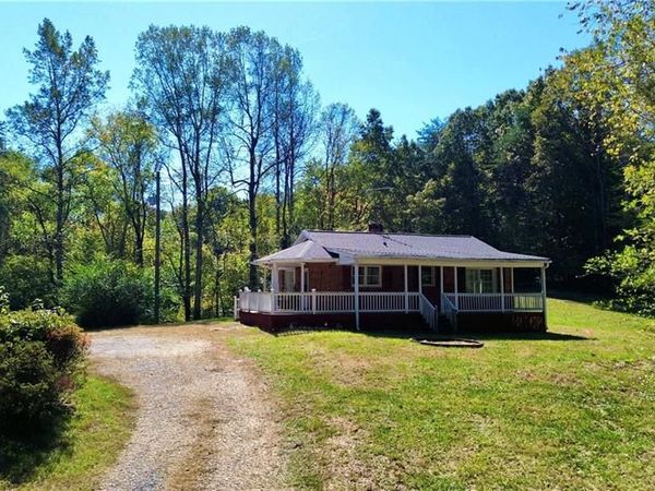 579 Priddy Farm Road , Rural Hall, NC 27045