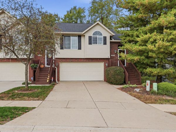 1231 33rd Ave Circle , Silvis, IL 61282
