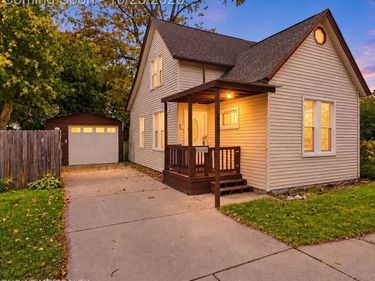 2533 Armour Street, Port Huron, Mi 48060