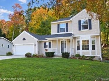 2250 Chelsea Drive NE, Grand Rapids, Mi 49505