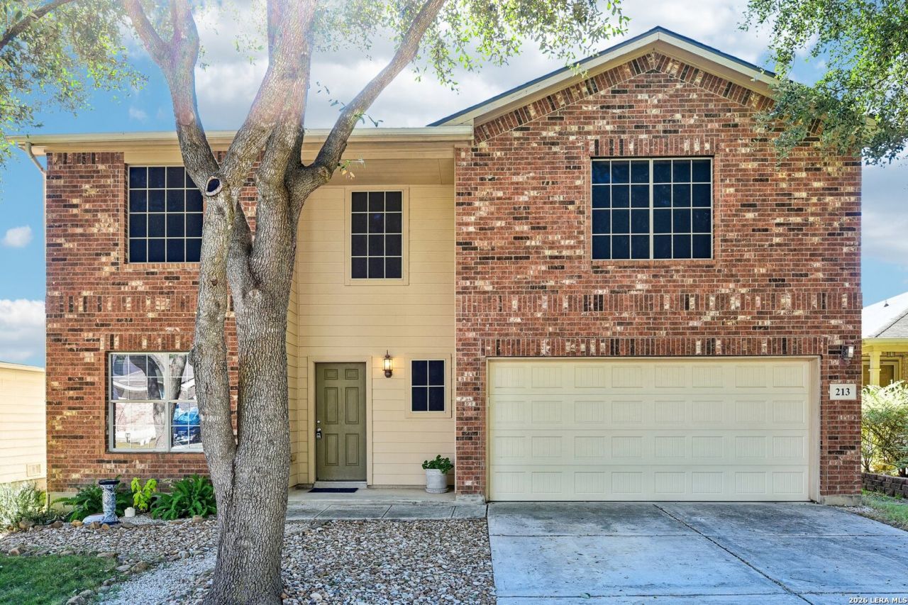 213 Hereford St, Cibolo, TX 78108 Main Photo