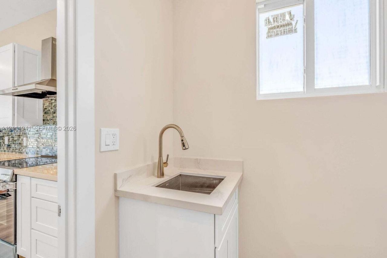 30995 Watson Blvd, Big Pine Key, FL 33043 Photo