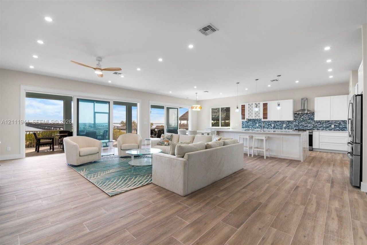 30995 Watson Blvd, Big Pine Key, FL 33043 Photo