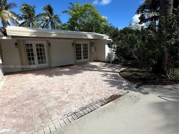 640 NW 28th Ct , Wilton Manors, FL 33311