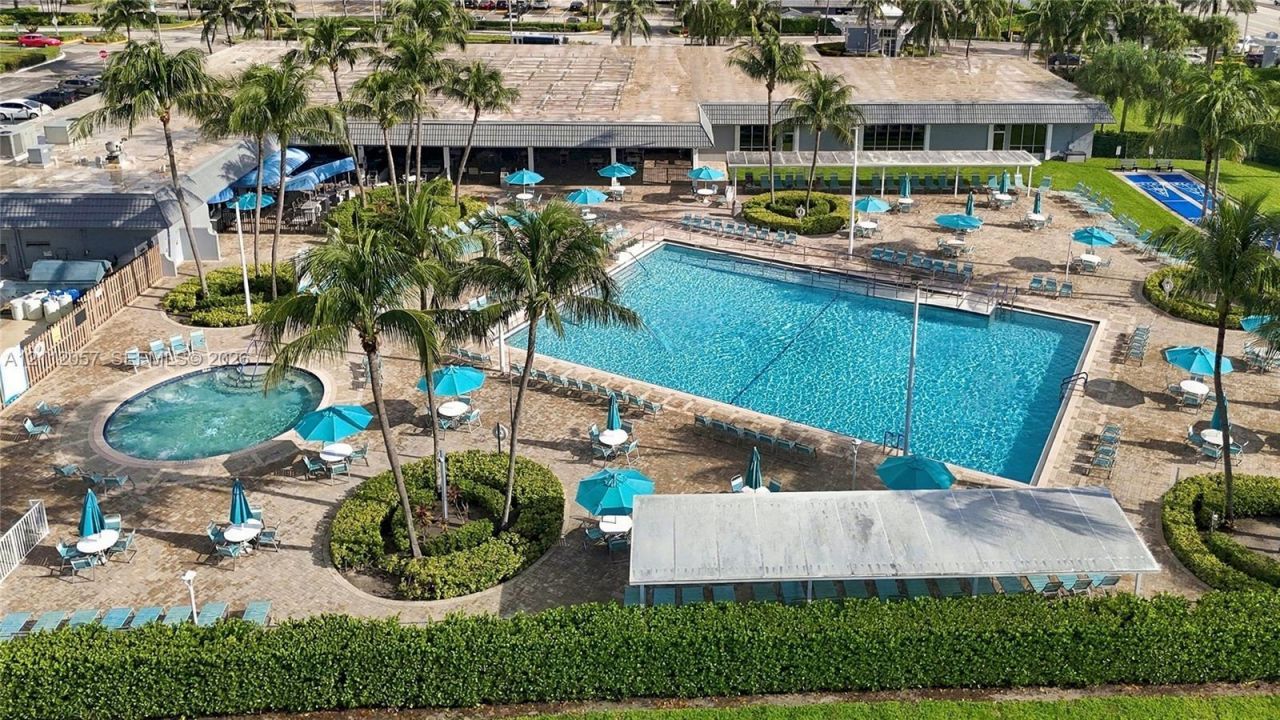 527 Brittany K, Unit 527, Delray Beach, FL 33446 Photo